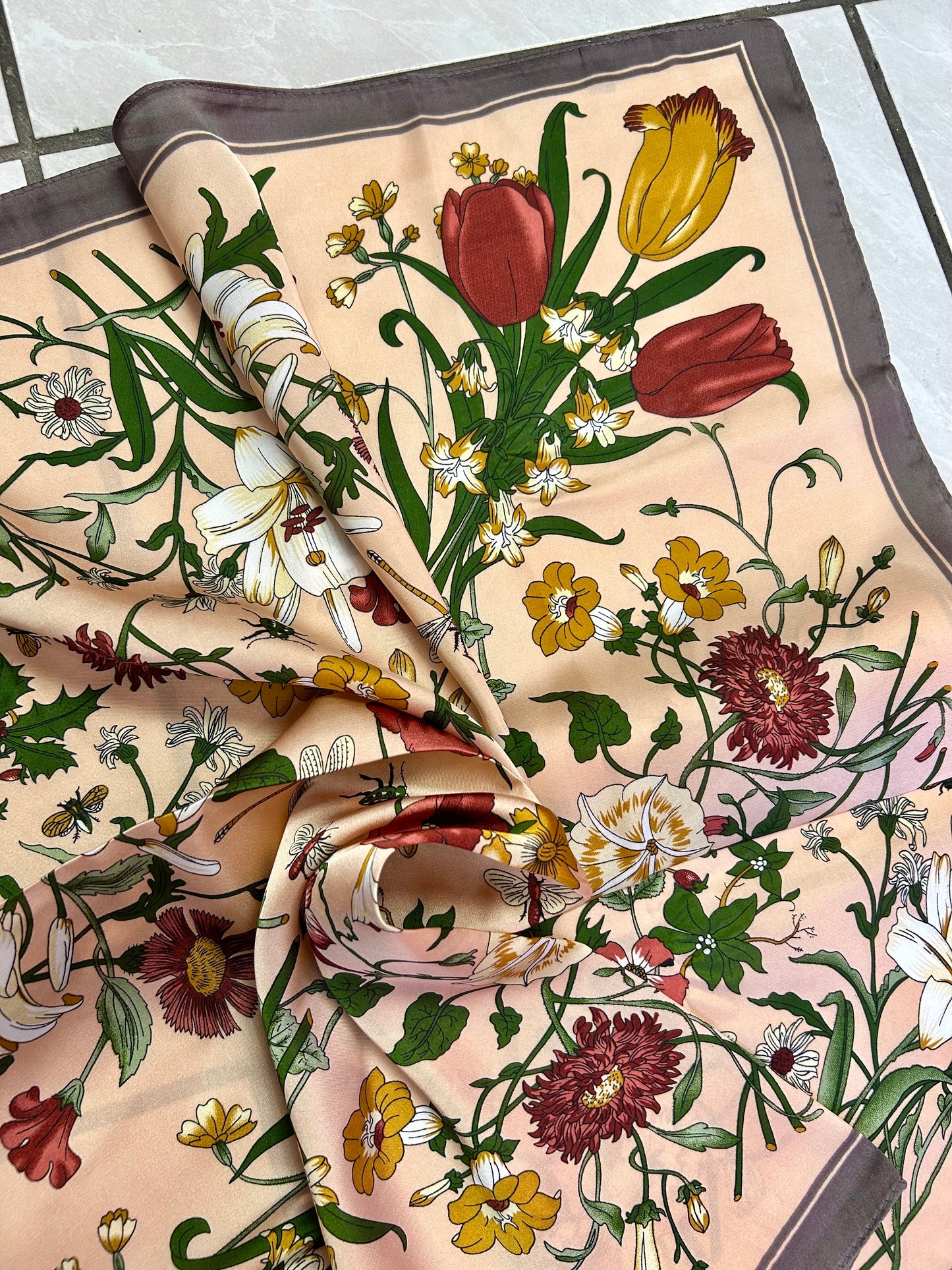 Mascada estampado floral