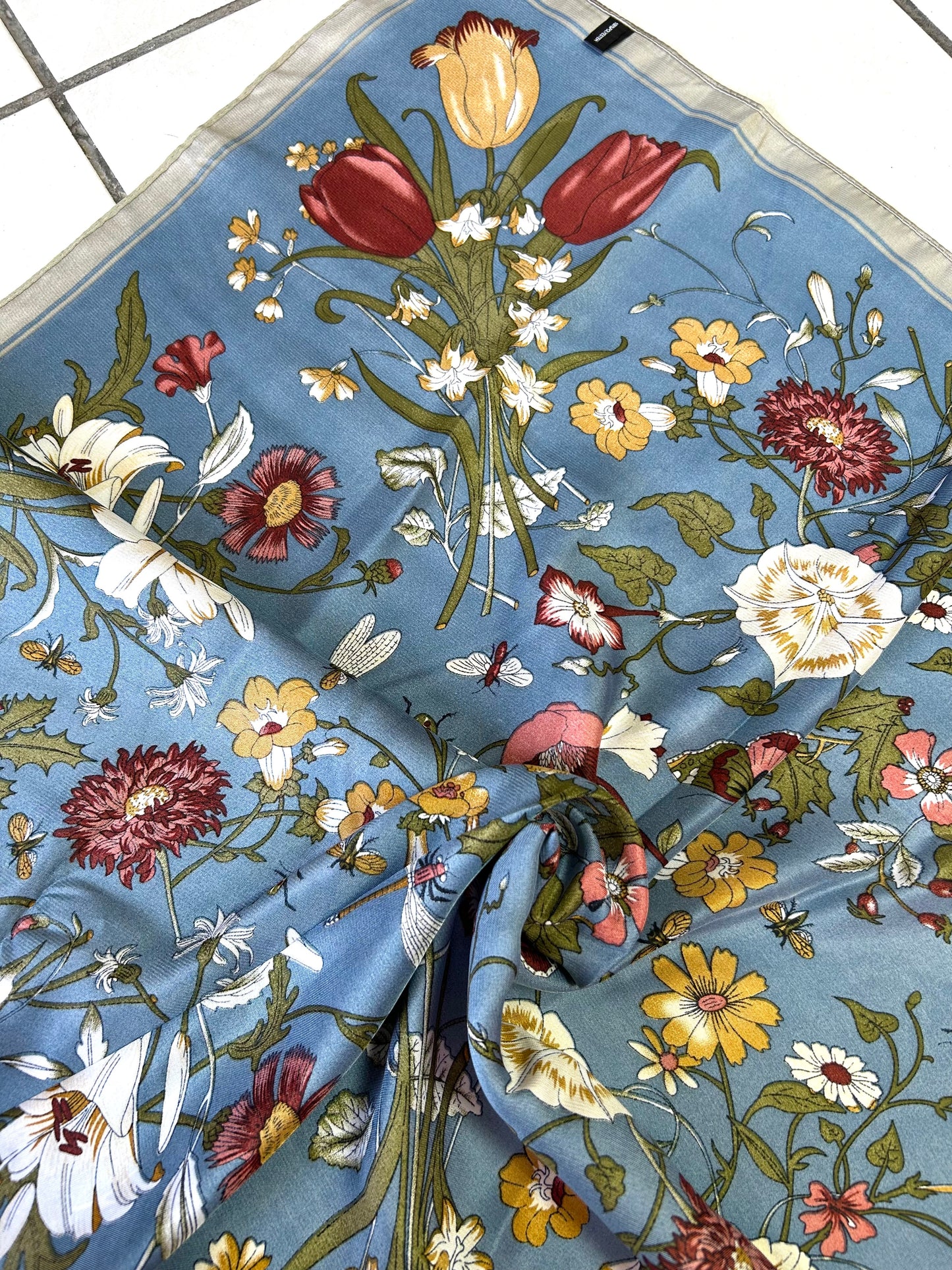 Mascada estampado floral