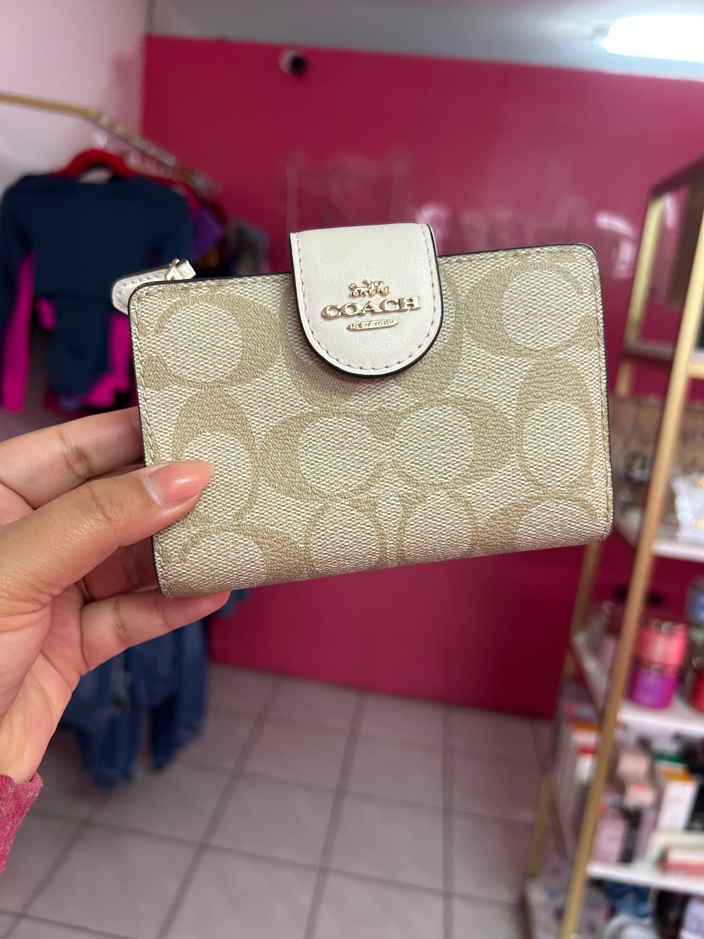 Cartera Coach Beige
