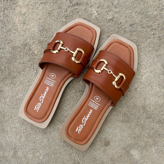 Fiora Camel